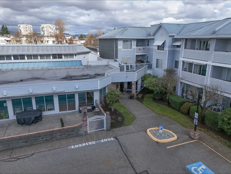 216 32833 LANDEAU PLACE - photo 2 of 25