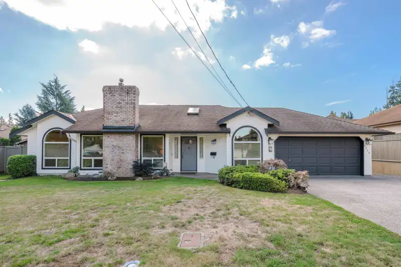 13256 60 AVENUE - photo 1 of 39