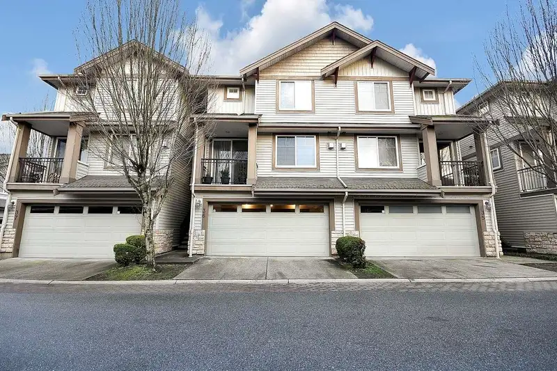 36 14453 72 AVENUE - photo 1 of 1