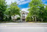 110 5977 177B STREET - thumbnail 1