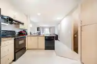 56 15871 85 AVENUE - thumbnail 4
