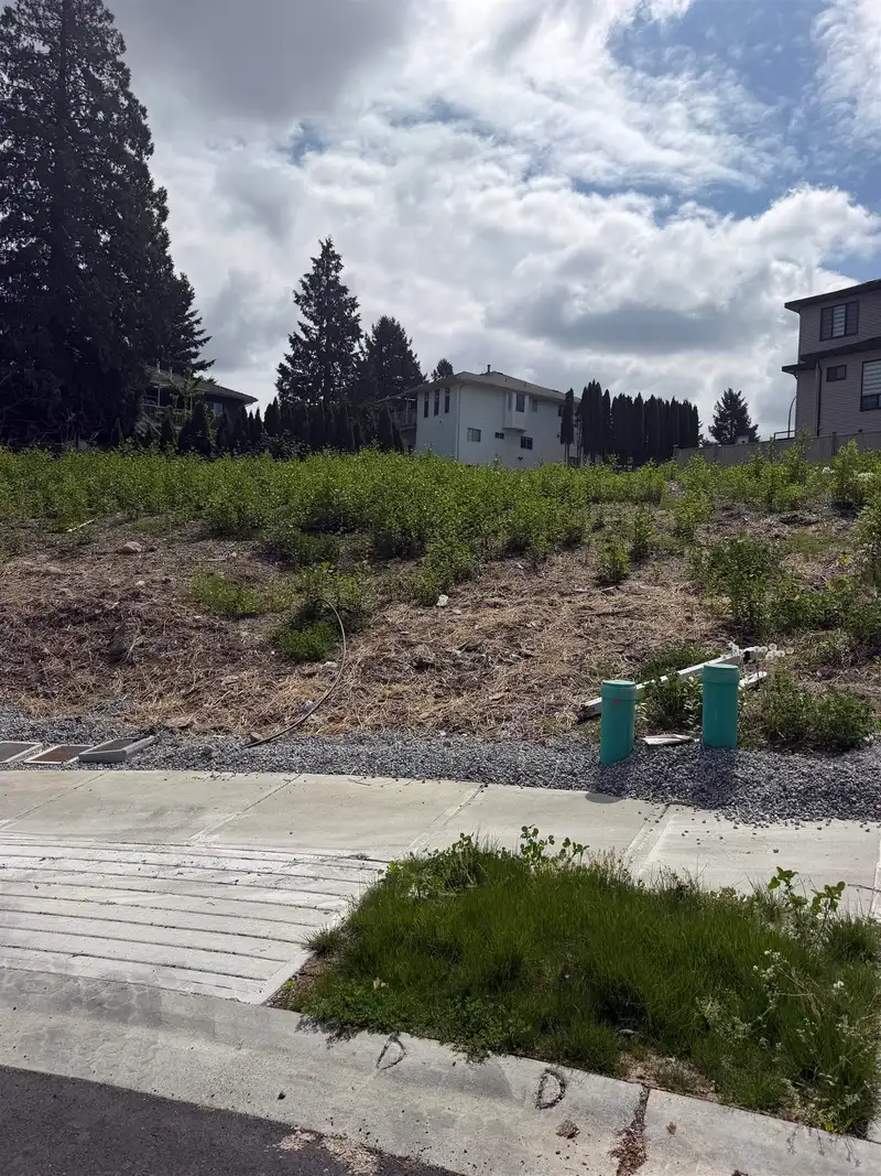 11426 138A STREET - photo 1 of 3