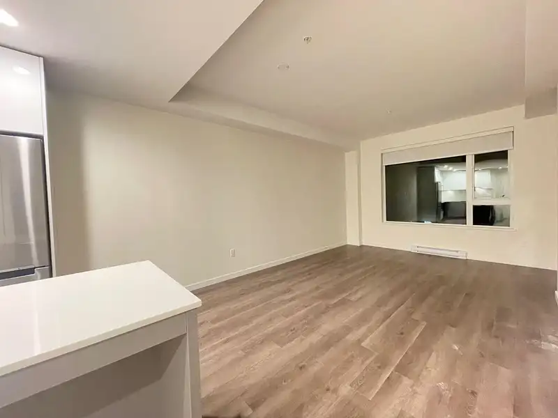 306 14257 103A AVENUE - photo 3 of 15