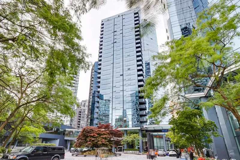 601 1050 BURRARD STREET - photo 1 of 1