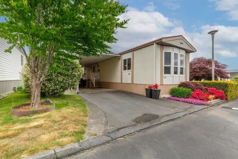 50 8254 134 STREET - photo 1 of 30