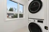 13 16358 90 AVENUE - thumbnail 34