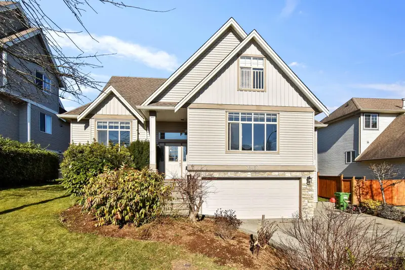 31493 SPUR AVENUE - photo 2 of 25