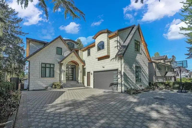14081 75A AVENUE - photo 1 of 40