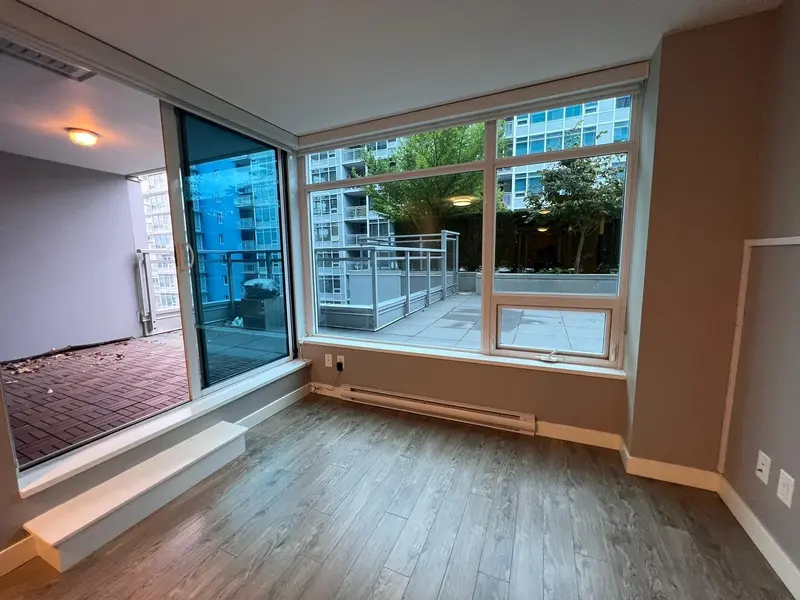 915 6288 NO. 3 ROAD - photo 4 of 15