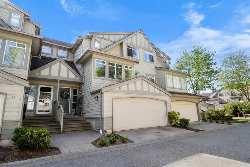43 10238 155A STREET - photo 2 of 40