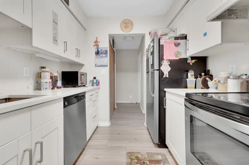 1104 10620 150 STREET - photo 4 of 23