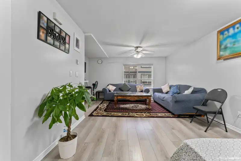 9 12730 66 AVENUE - photo 3 of 19