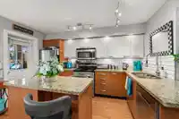47 19448 68TH AVENUE - thumbnail 10