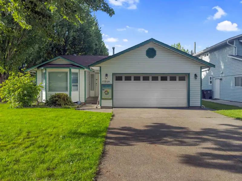 17209 62A AVE - photo 2 of 30