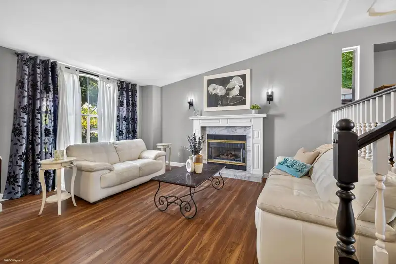 14950 86A AVENUE - photo 3 of 25