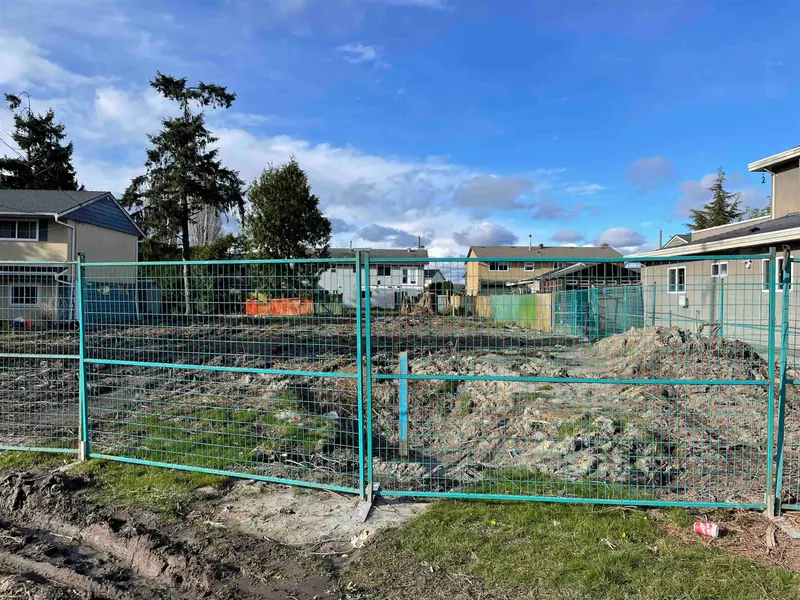 6063 BRODIE ROAD - photo 3 of 3