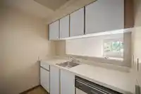 310 9635 121 STREET - thumbnail 9