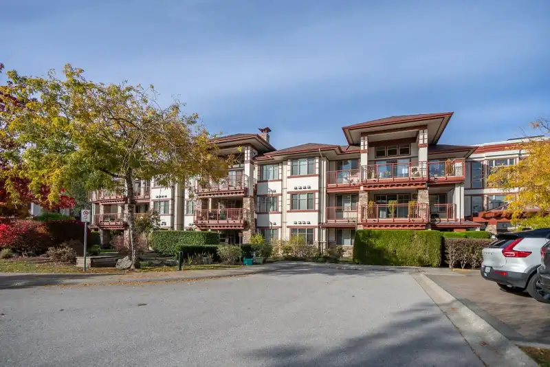 101 16455 64 AVENUE - photo 1 of 25