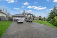 16339 92 AVENUE - thumbnail 4