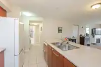 306 10092 148 STREET - thumbnail 5