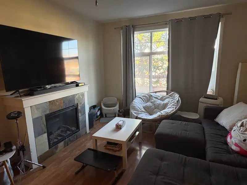 22 16588 FRASER HIGHWAY - photo 4 of 5