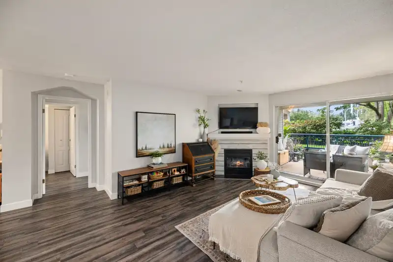 120 19528 FRASER HIGHWAY - photo 4 of 33