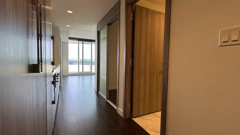 1908 9887 WHALLEY BOULEVARD - photo 3 of 23