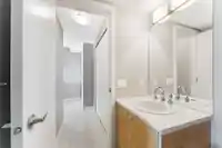 901 9981 WHALLEY BOULEVARD - thumbnail 15
