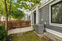 23 19133 73 AVENUE - thumbnail 4