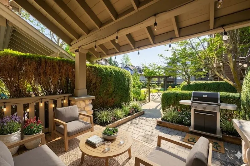 225 18 JACK MAHONY PLACE - photo 4 of 25