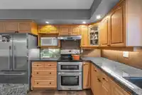 8623 147A STREET - thumbnail 3