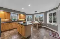 8623 147A STREET - thumbnail 5