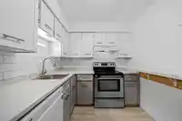 209 17661 58A AVENUE - thumbnail 8
