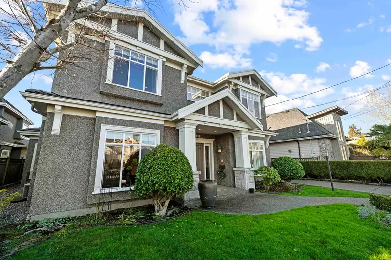 9131 DESMOND ROAD - photo 2 of 25