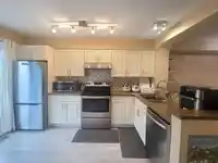 53 8775 161 STREET - thumbnail 11