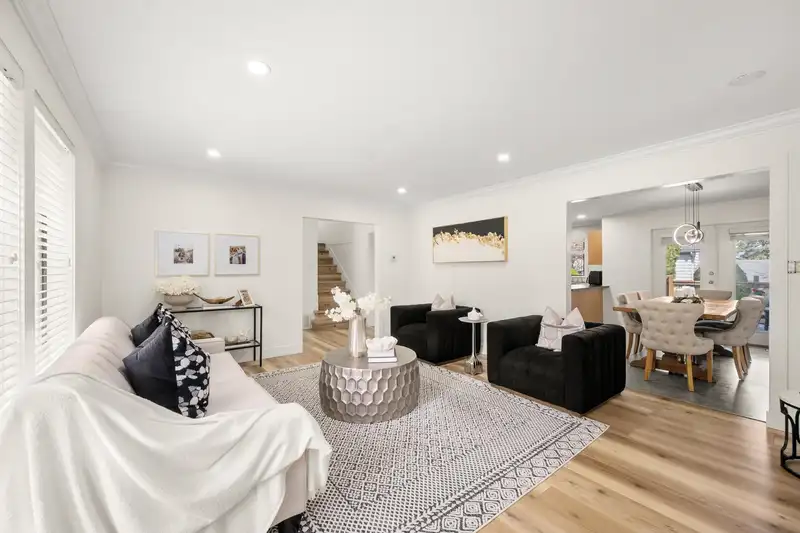 11473 ROYAL CRESCENT - photo 4 of 40