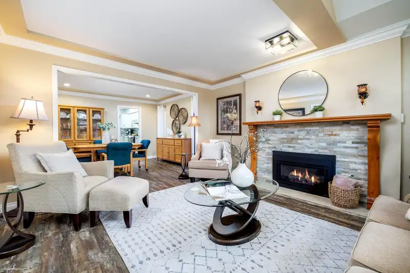 6131 W BOUNDARY DRIVE - photo 4 of 30