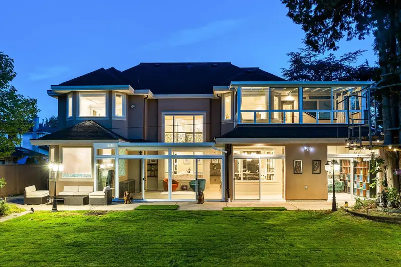 4191 WESTMINSTER HIGHWAY - photo 4 of 25