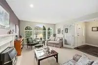 5653 187 STREET - thumbnail 2