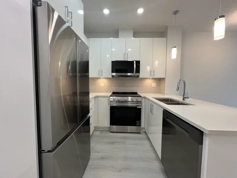 611 33886 PINE STREET - photo 2 of 15