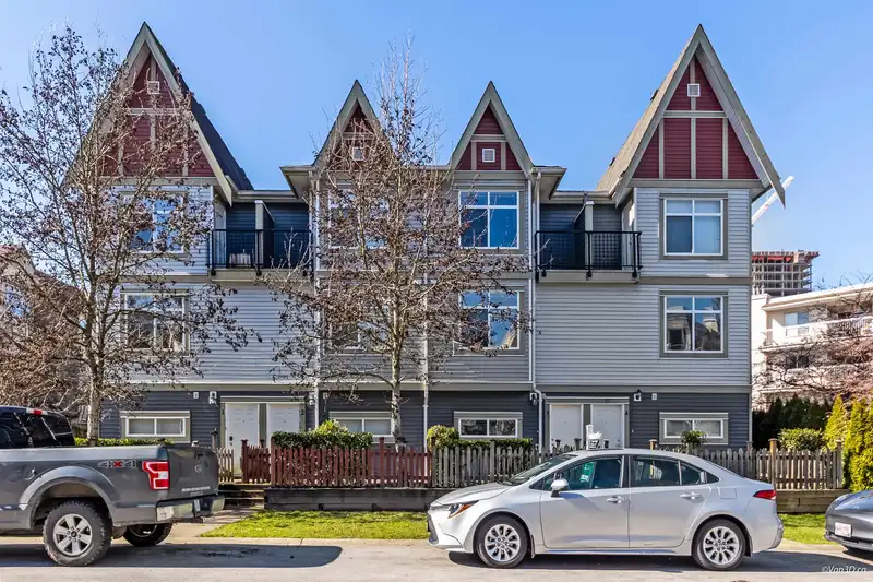 3 9277 121 STREET - photo 1 of 35