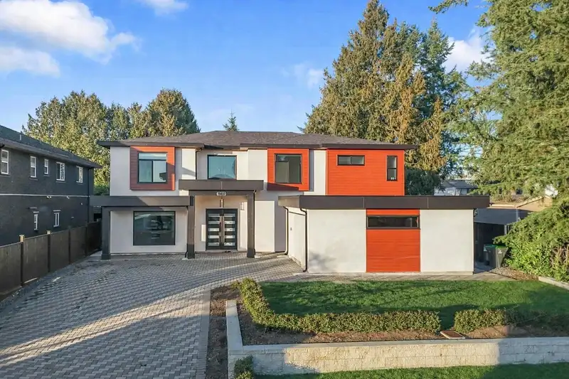 15037 87B AVENUE - photo 1 of 39