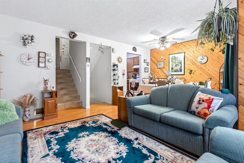 504 CARDIFF WAY - photo 4 of 25