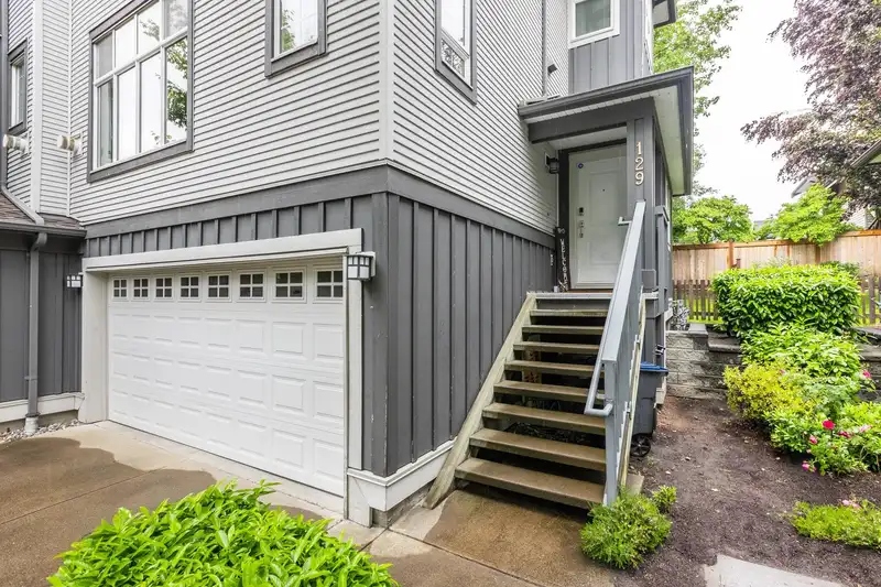 129 18777 68A AVENUE - photo 2 of 40
