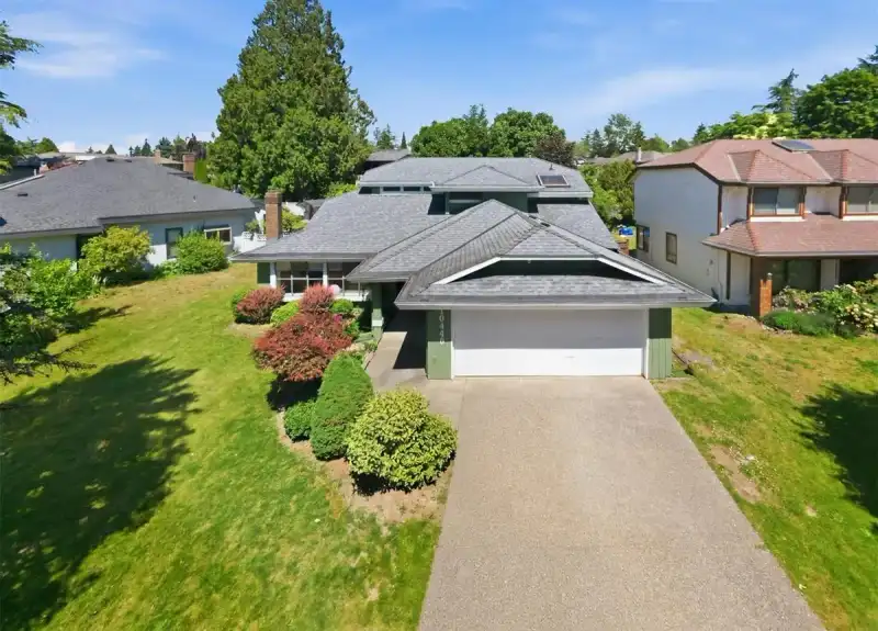 10446 FRASERGLEN DRIVE - photo 1 of 23
