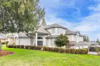 9012 162A STREET - thumbnail 2