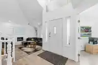 16176 78B AVENUE - thumbnail 3