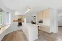 16176 78B AVENUE - thumbnail 38