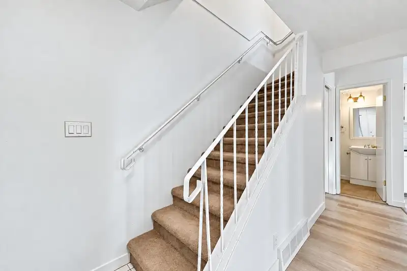 36 10565 153 STREET - photo 2 of 25