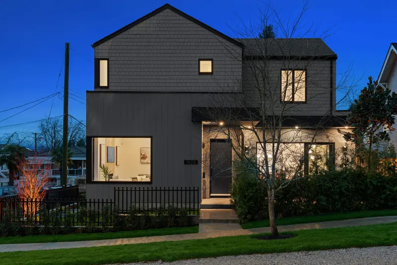 1605 E 21ST AVENUE - photo 1 of 25